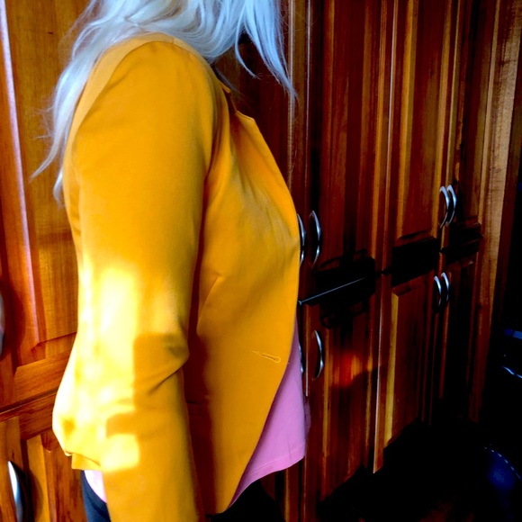 Dotti mustard yellow jacket size 6 - Picture 7 of 7